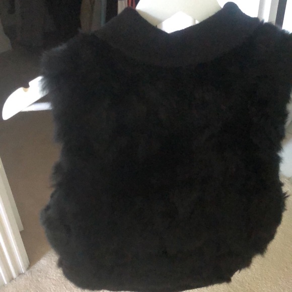 Girls Fur Front Zip Vest - Picture 5 of 7